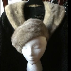 Vntg Wht PLATINUM Sapphire MINK FUR HAT BERET 22"S Silver Grey